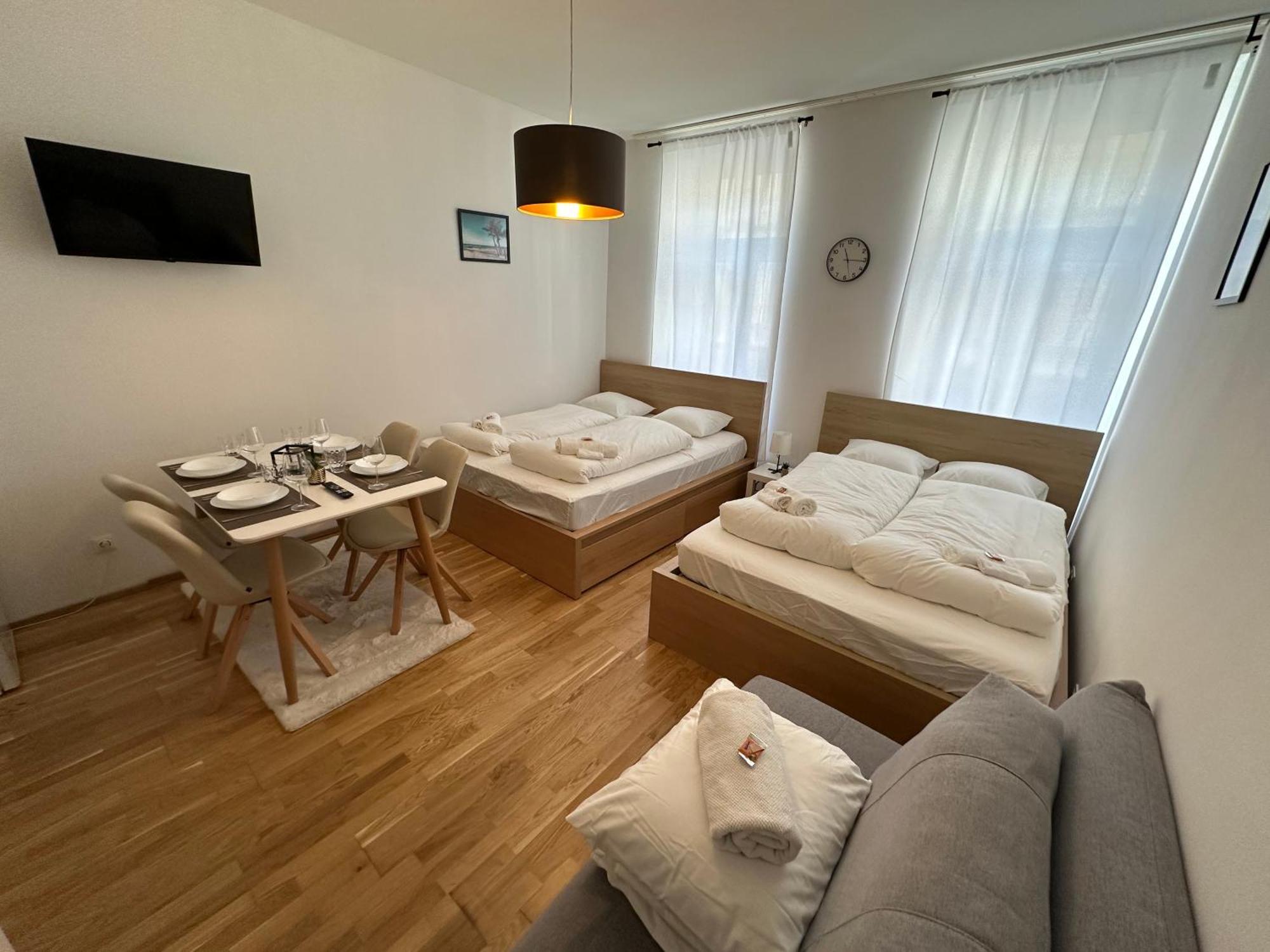 Cozy 5-Person Apartment In Vienna 6 Esterno foto